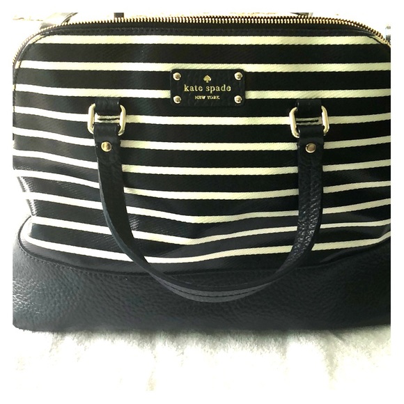 Kate spade ♠️ - Picture 1 of 4